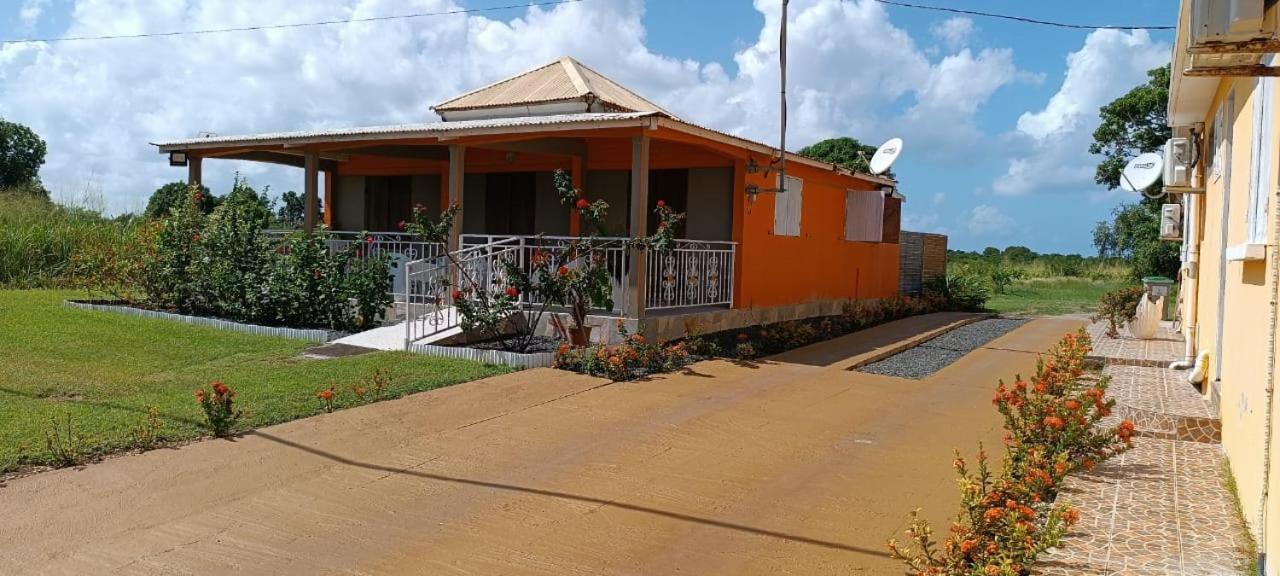 Gite Poz Kreyol Port-Louis Exterior photo